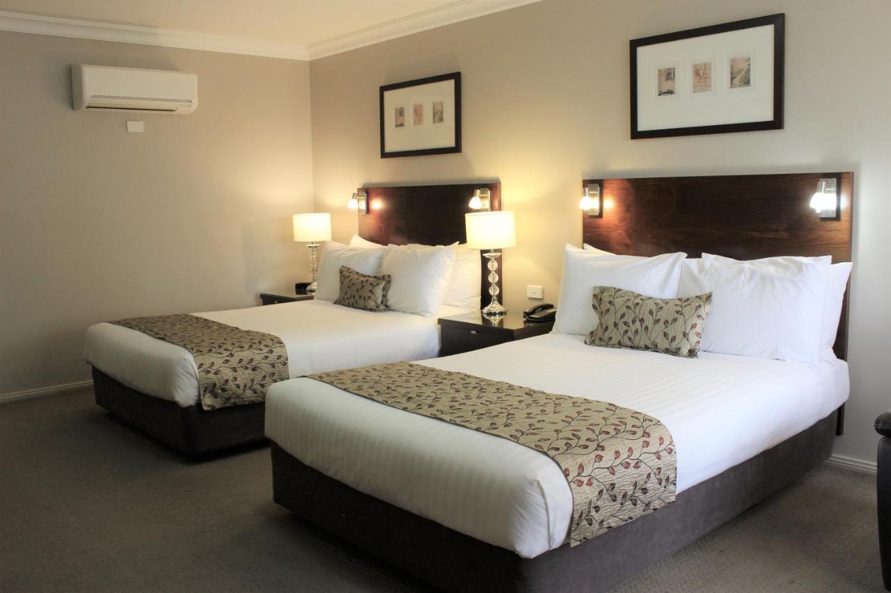 Carlyle Suites & Apartments Wagga Wagga Esterno foto